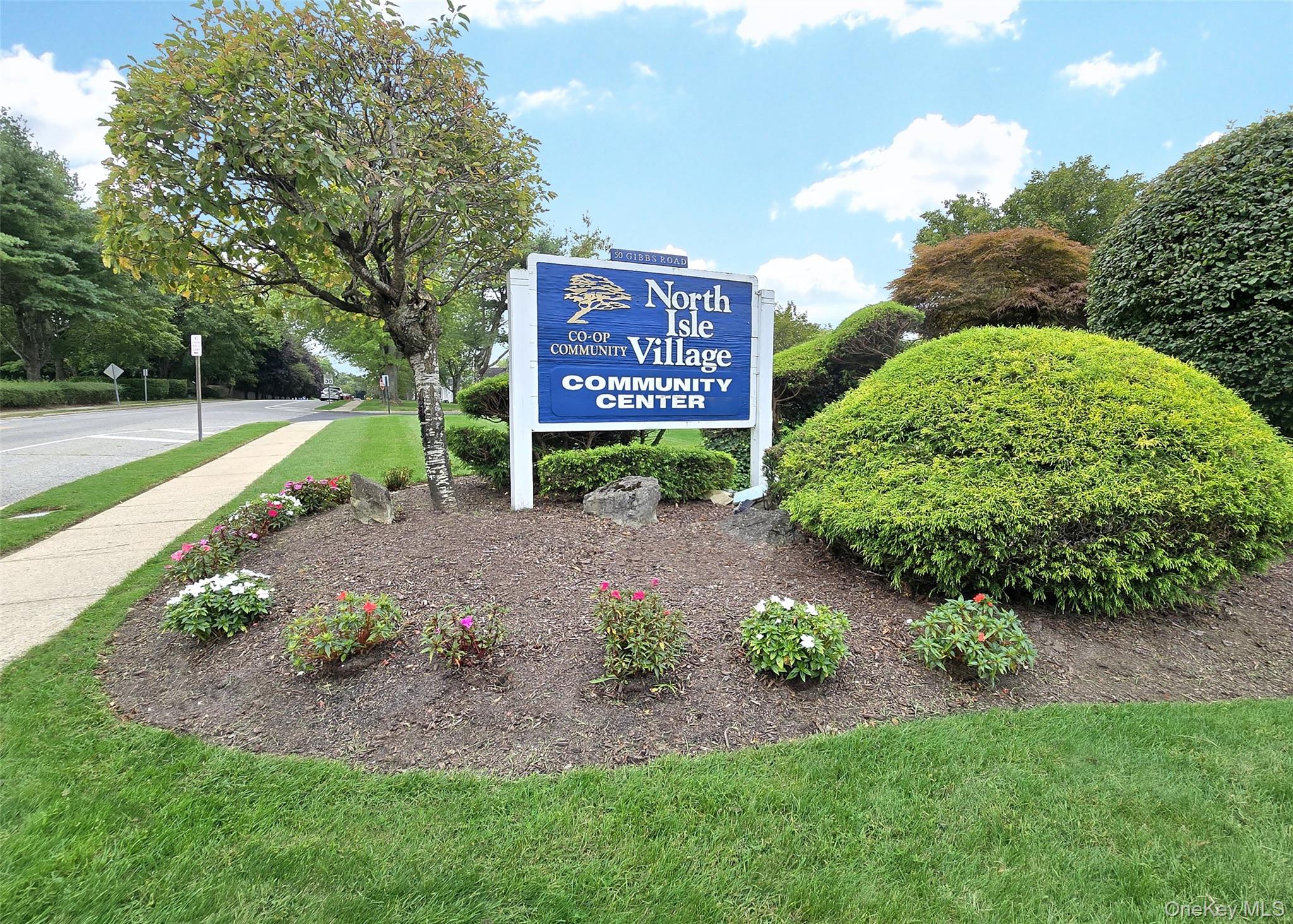 #10 photo, 11 Navajo Court, Coram , NY 11727