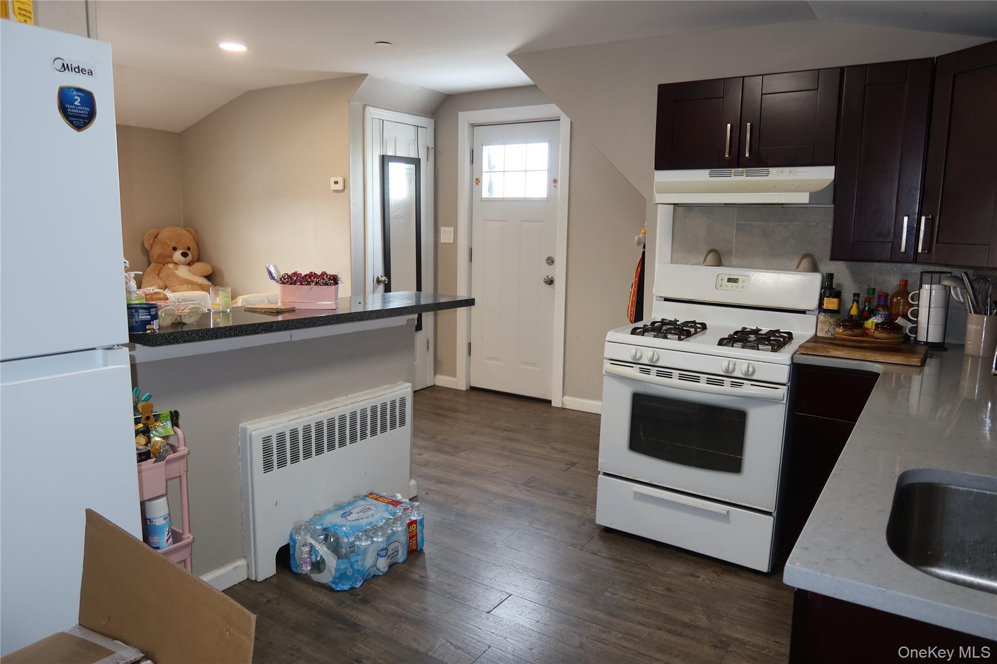 #7 photo, 94 4th Avenue, מחוז נסאו East Rockaway , NY 11518