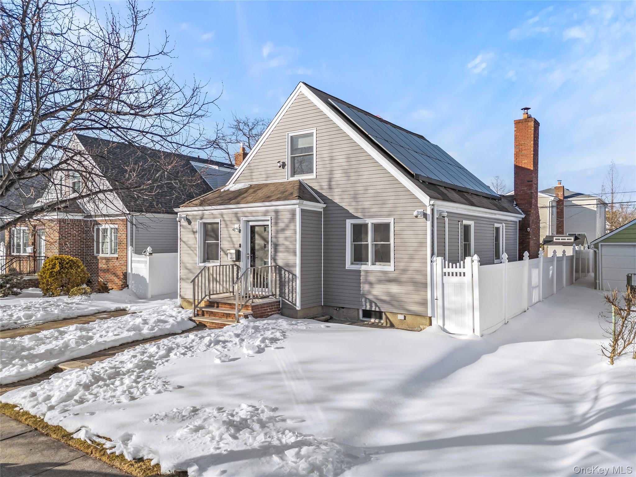 #1 photo, 16337 20th Avenue, 뉴욕퀸즈 Whitestone , NY 11357