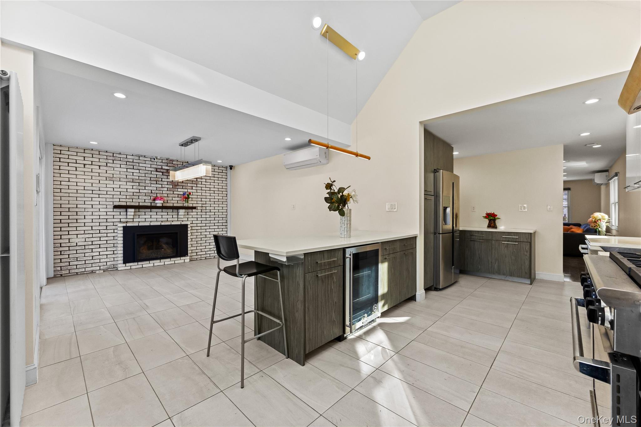 #11 photo, 16337 20th Avenue, 뉴욕퀸즈 Whitestone , NY 11357