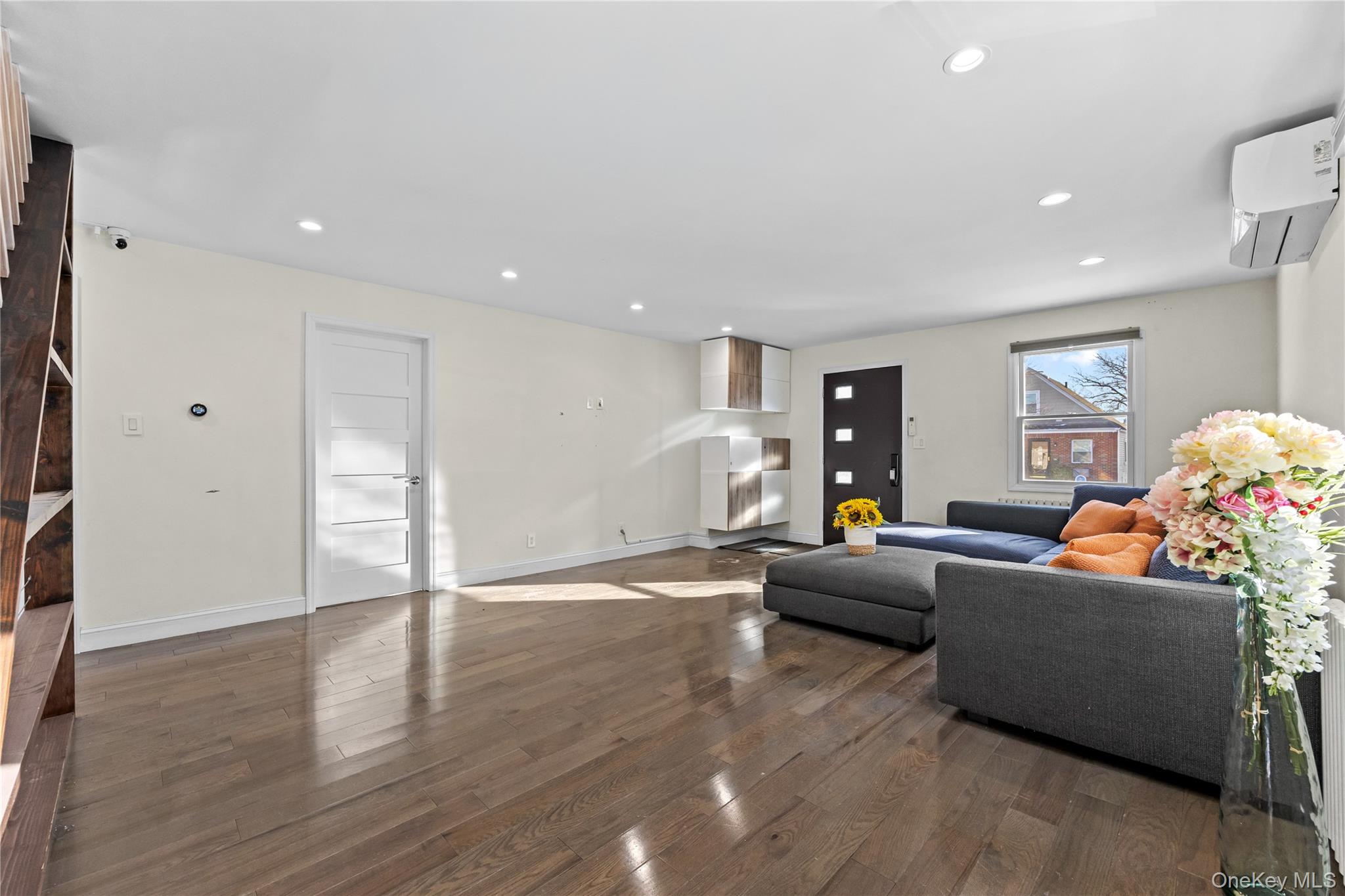 #4 photo, 16337 20th Avenue, 뉴욕퀸즈 Whitestone , NY 11357