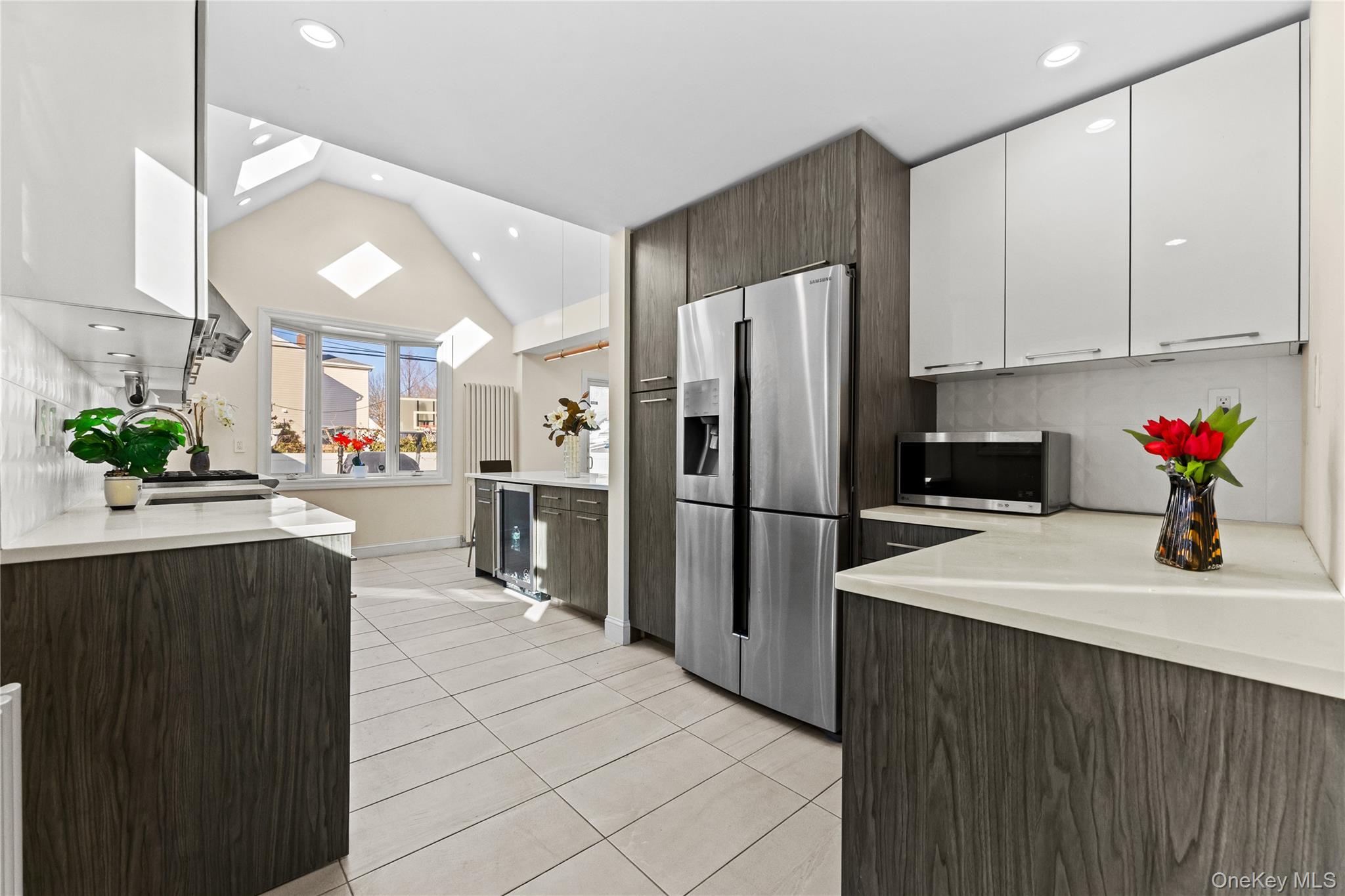 #9 photo, 16337 20th Avenue, 뉴욕퀸즈 Whitestone , NY 11357