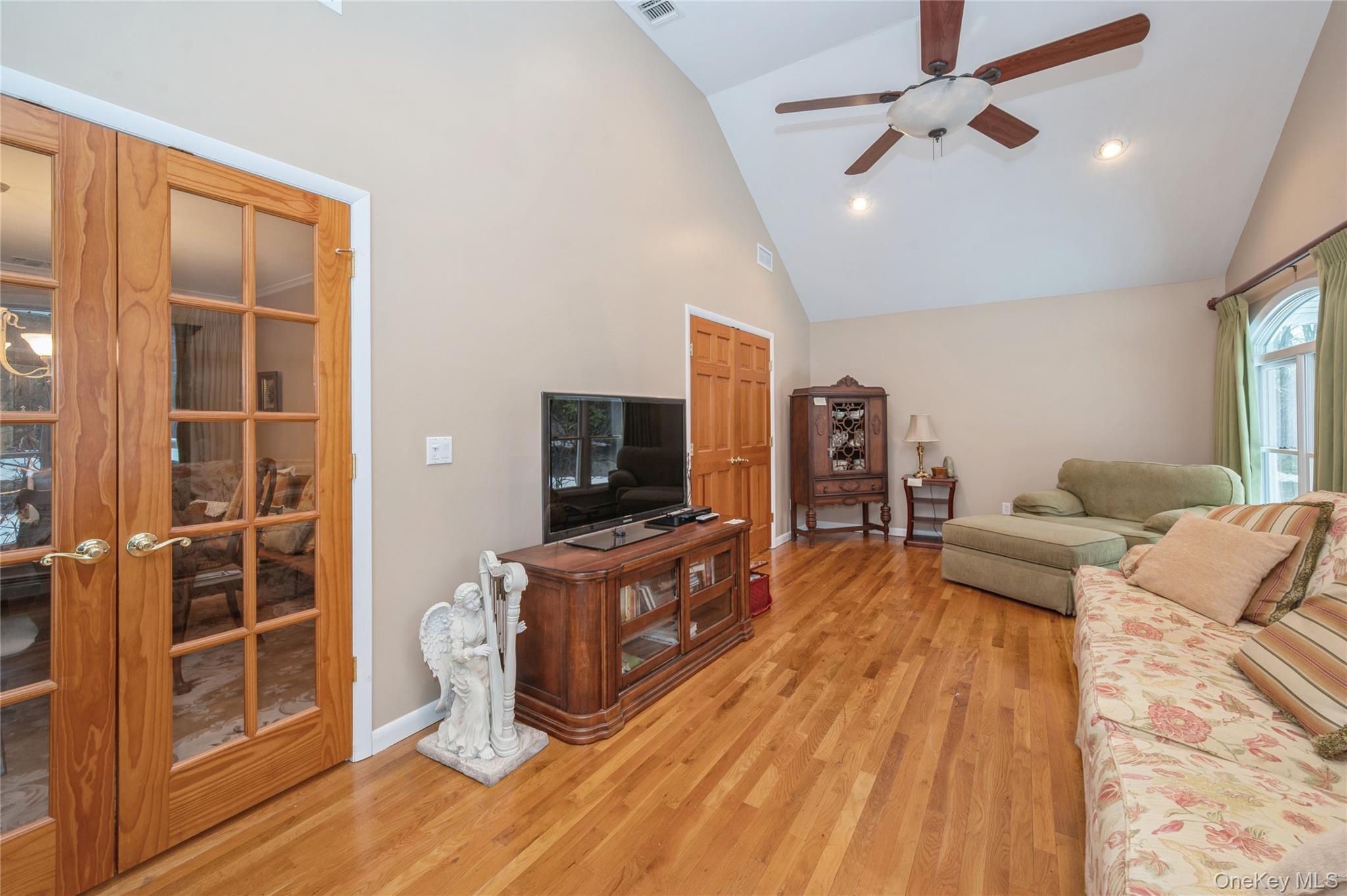 #12 photo, 9 Elm Lane, 롱 아일랜드 Stony Brook , NY 11790