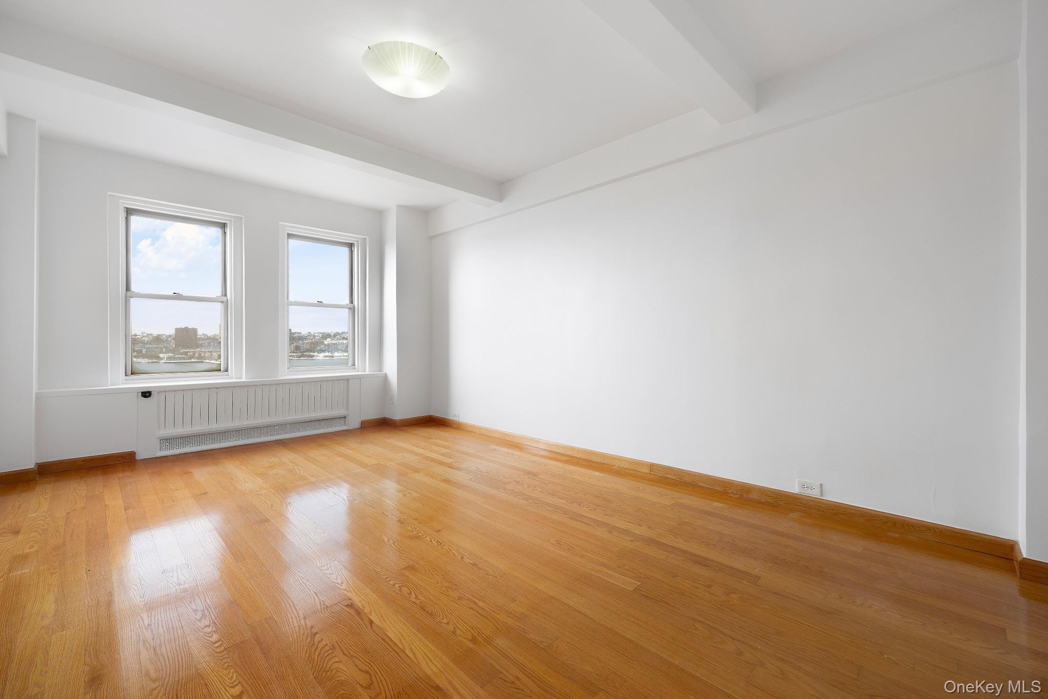 #11 photo, 310 Riverside Drive, מנהטן New York (Manhattan) , NY 10025