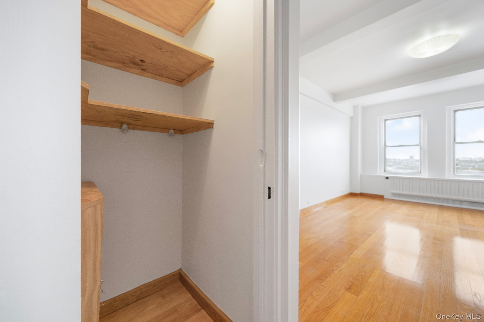 #16 photo, 310 Riverside Drive, מנהטן New York (Manhattan) , NY 10025