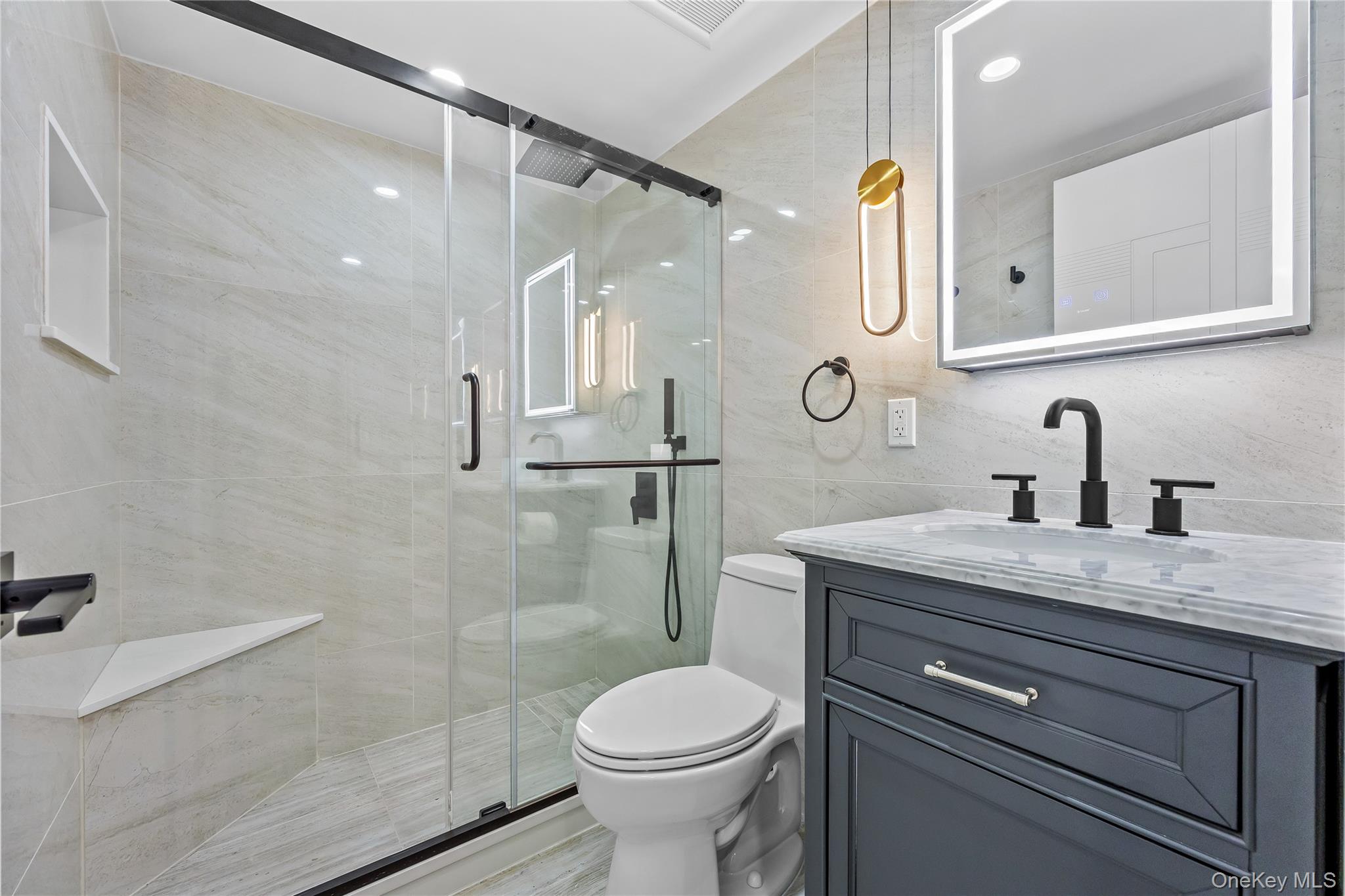 #14 photo, 2118 45th Avenue, 뉴욕퀸즈 Long Island City , NY 11101