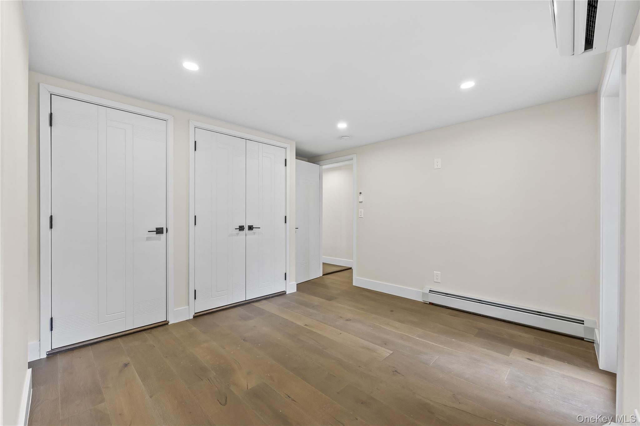 #17 photo, 2118 45th Avenue, 뉴욕퀸즈 Long Island City , NY 11101