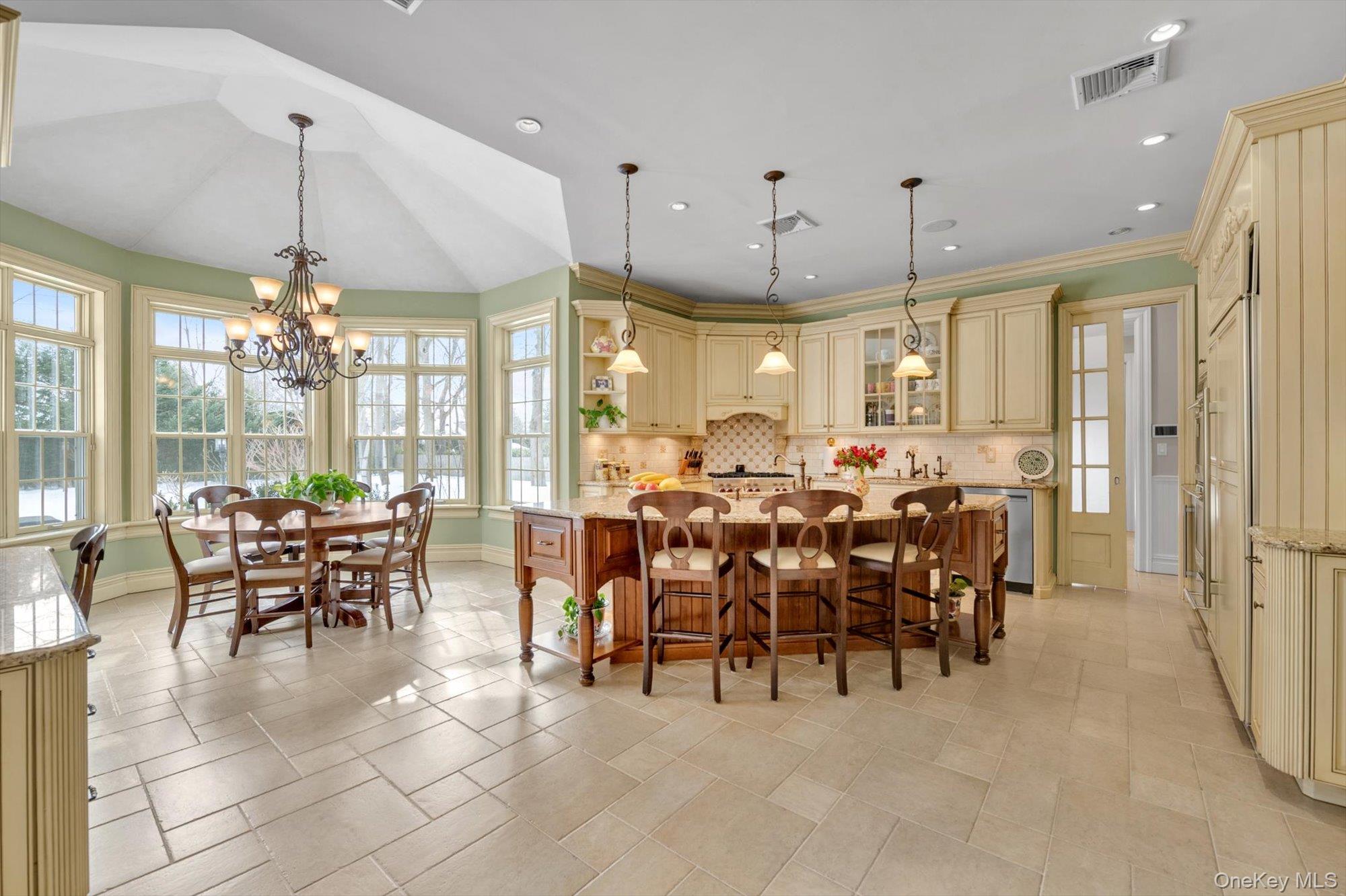 #11 photo, 233 Everit Avenue, מחוז נסאו Hewlett Harbor , NY 11557