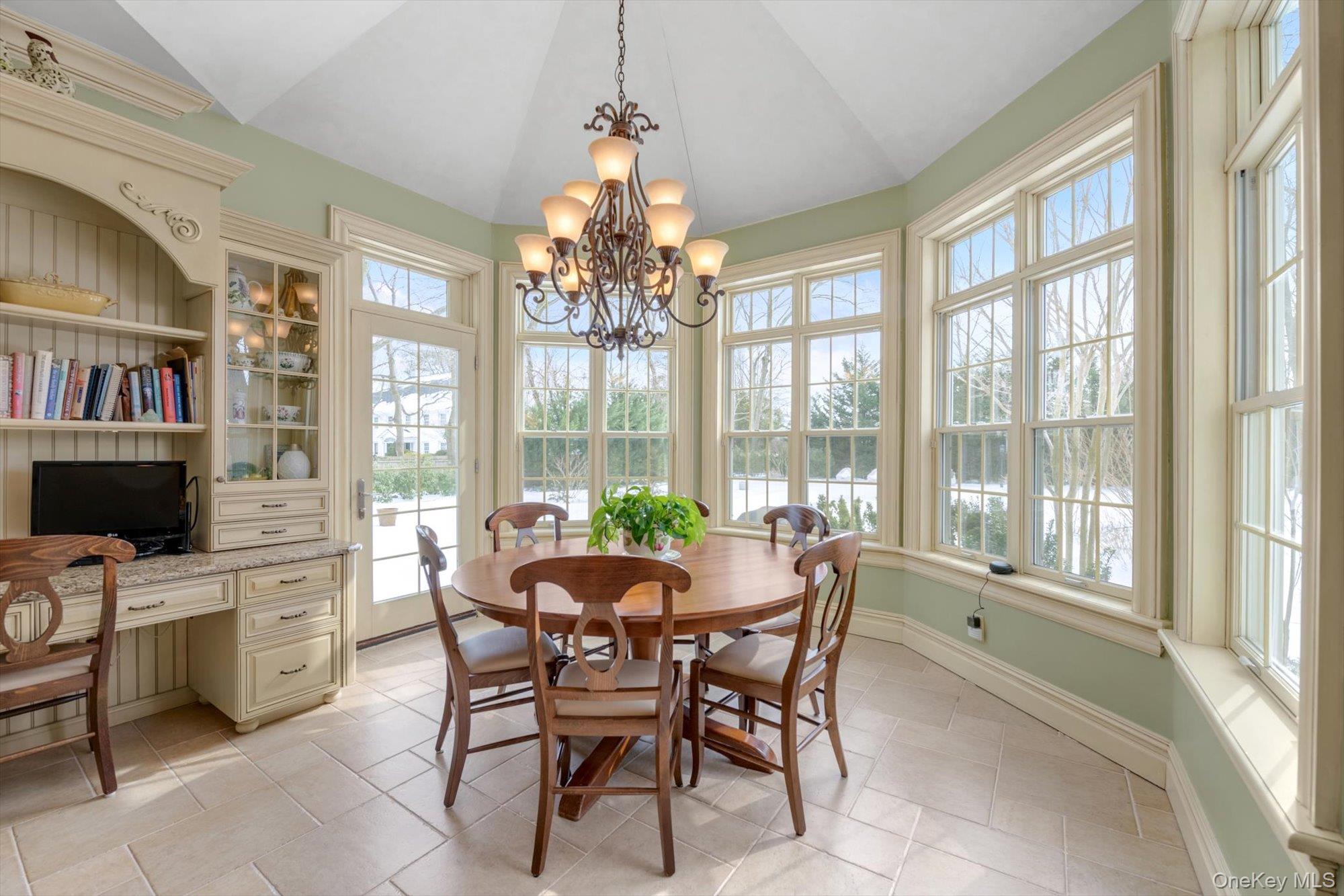 #12 photo, 233 Everit Avenue, מחוז נסאו Hewlett Harbor , NY 11557