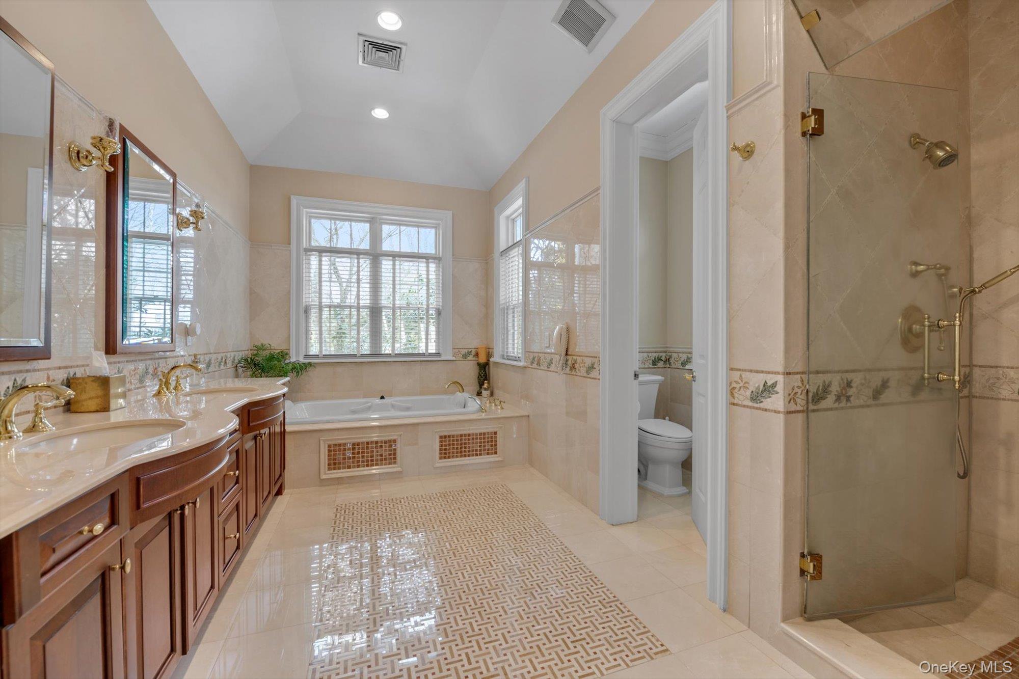 #18 photo, 233 Everit Avenue, מחוז נסאו Hewlett Harbor , NY 11557