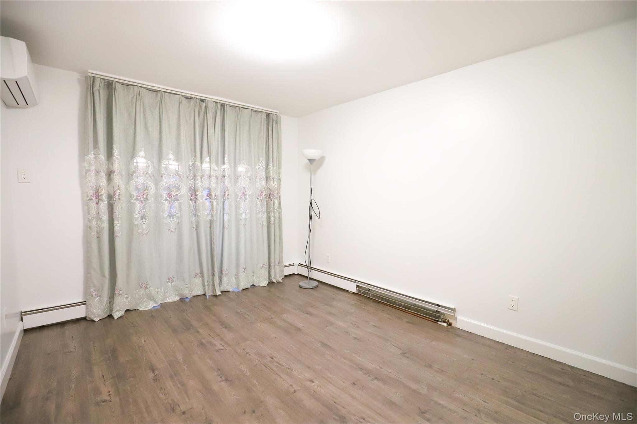 #11 photo, 45-36 204th Street, Bayside , NY 11361