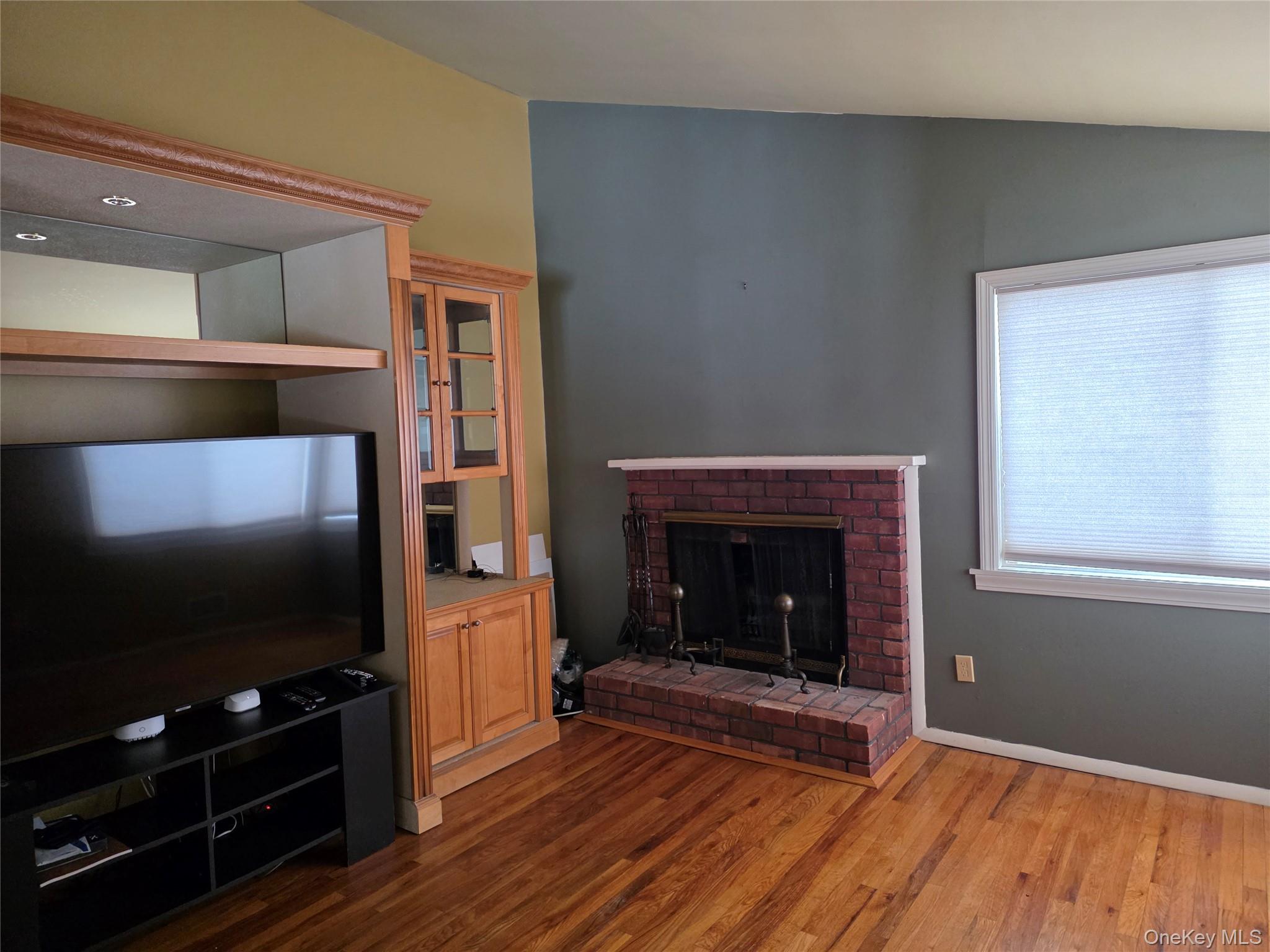 #14 photo, 25 Fuller Street, 롱 아일랜드 Dix Hills , NY 11746