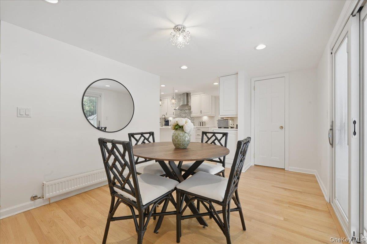 #15 photo, 210 Clinton Road, নাসাউ কাউন্টি Garden City , NY 11530