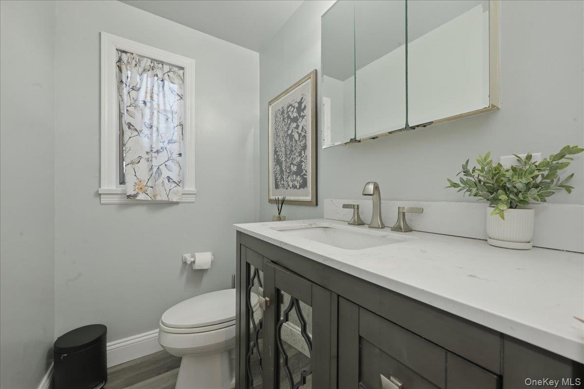 #16 photo, 210 Clinton Road, নাসাউ কাউন্টি Garden City , NY 11530