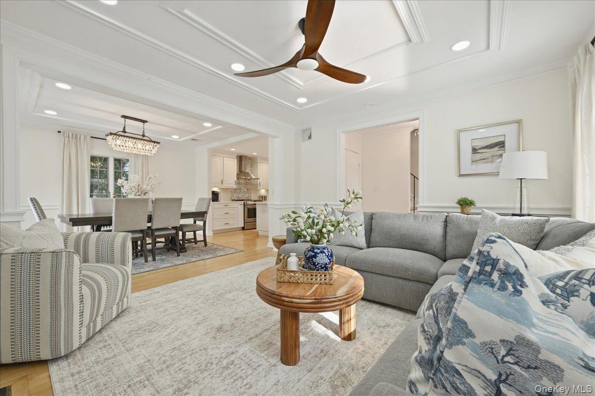 #5 photo, 210 Clinton Road, নাসাউ কাউন্টি Garden City , NY 11530