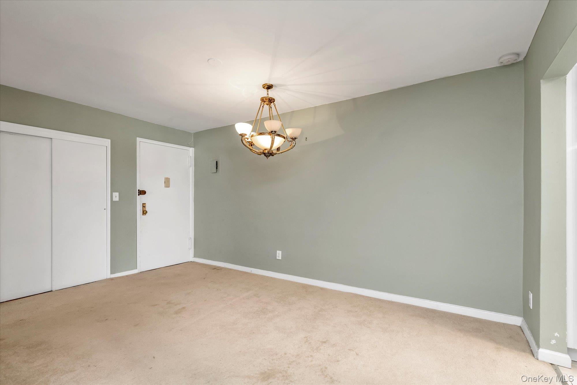 #13 photo, 490 Atlantic Avenue, East Rockaway , NY 11518