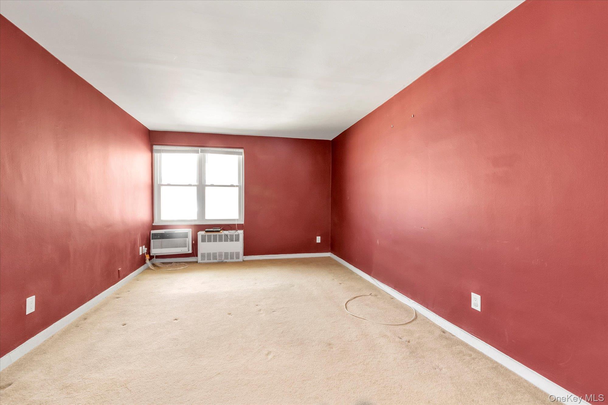 #18 photo, 490 Atlantic Avenue, East Rockaway , NY 11518