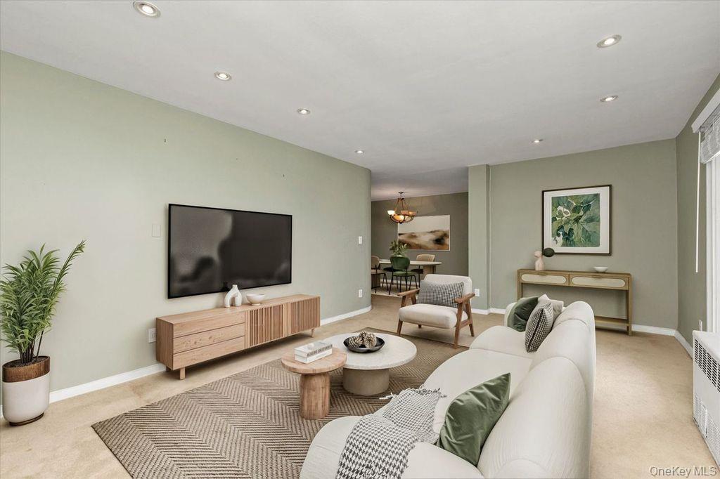 #7 photo, 490 Atlantic Avenue, East Rockaway , NY 11518