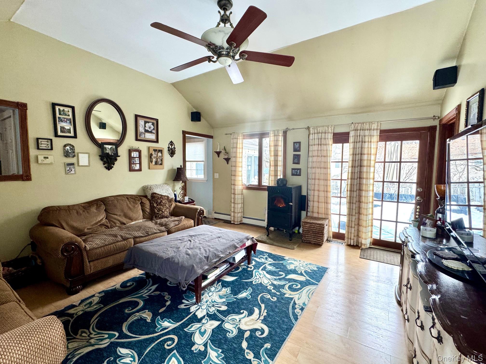 #4 photo, 21 Cherry Street, 東長島 East Northport , NY 11731