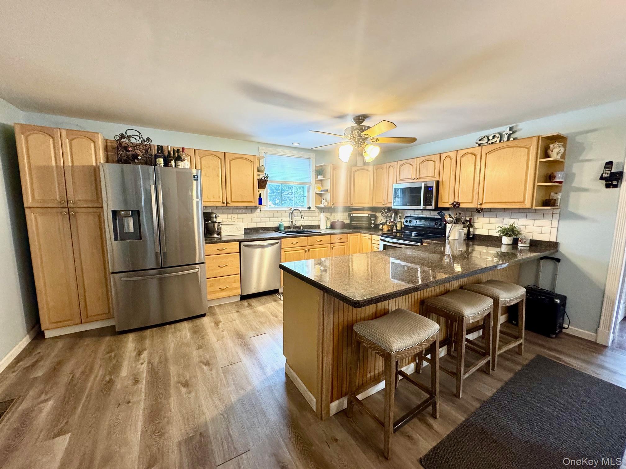 #6 photo, 21 Cherry Street, 東長島 East Northport , NY 11731