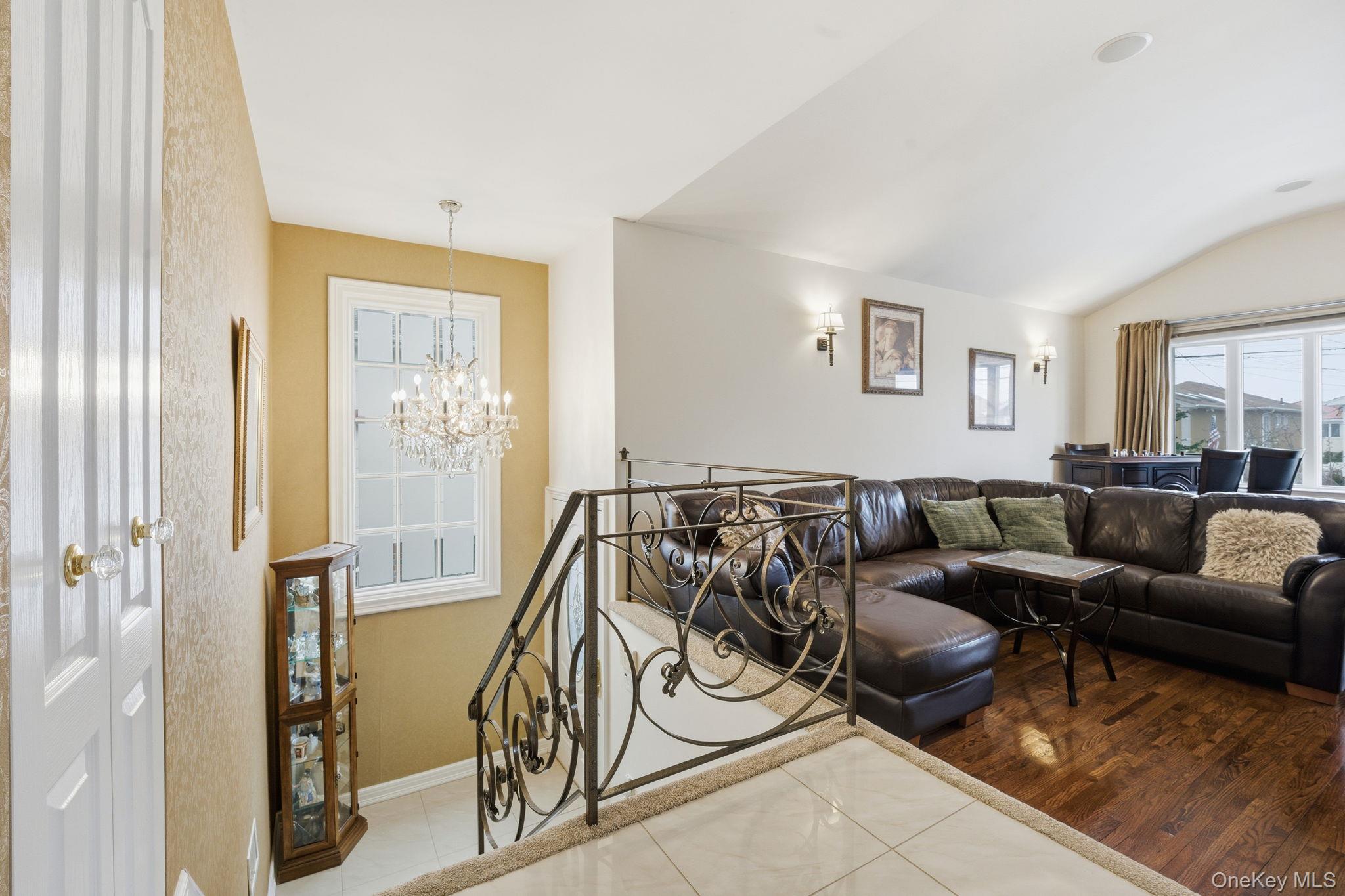 #7 photo, 16215 85th Street, 뉴욕퀸즈 Howard Beach , NY 11414