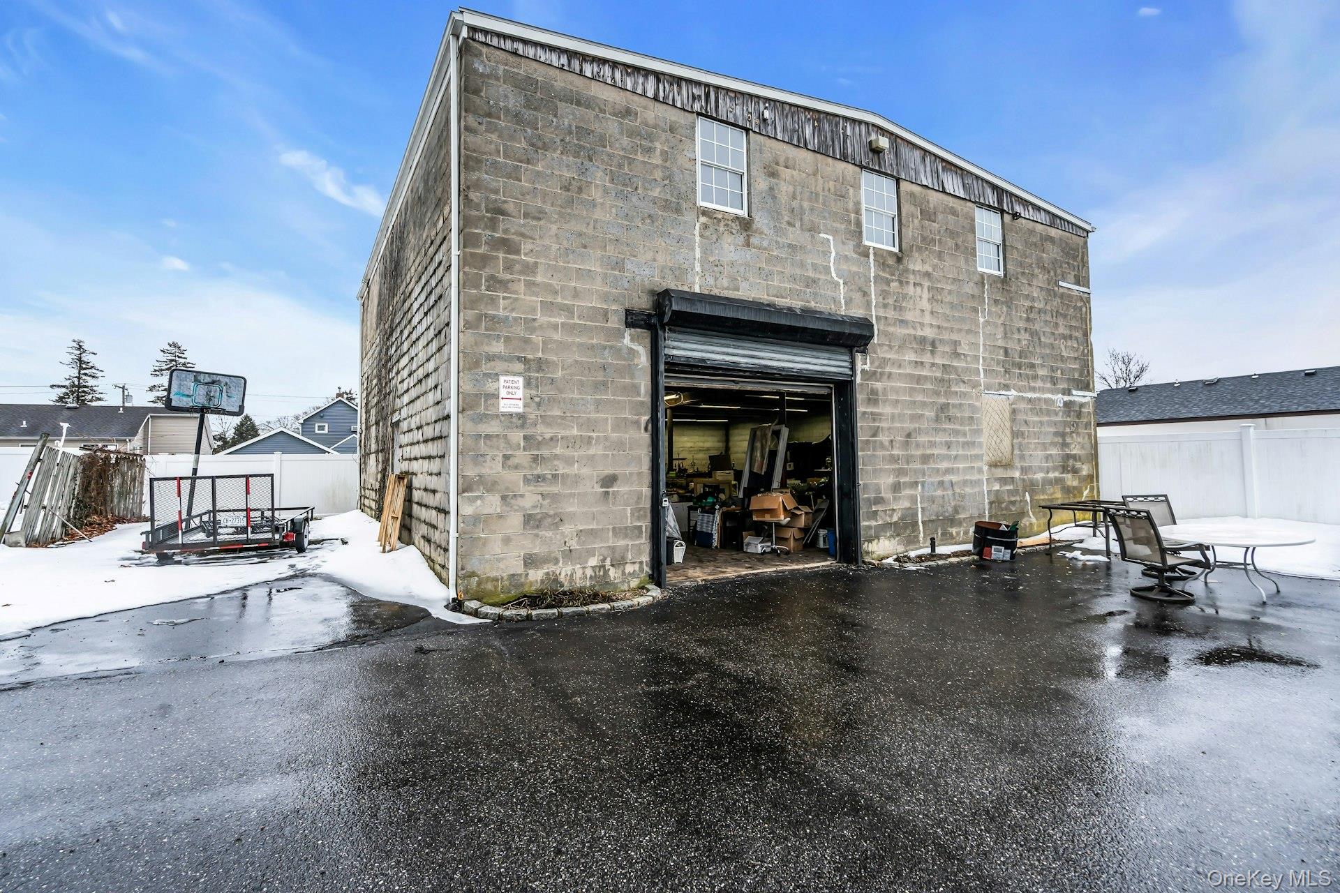 #16 photo, 127 N Ocean Avenue, Patchogue , NY 11772