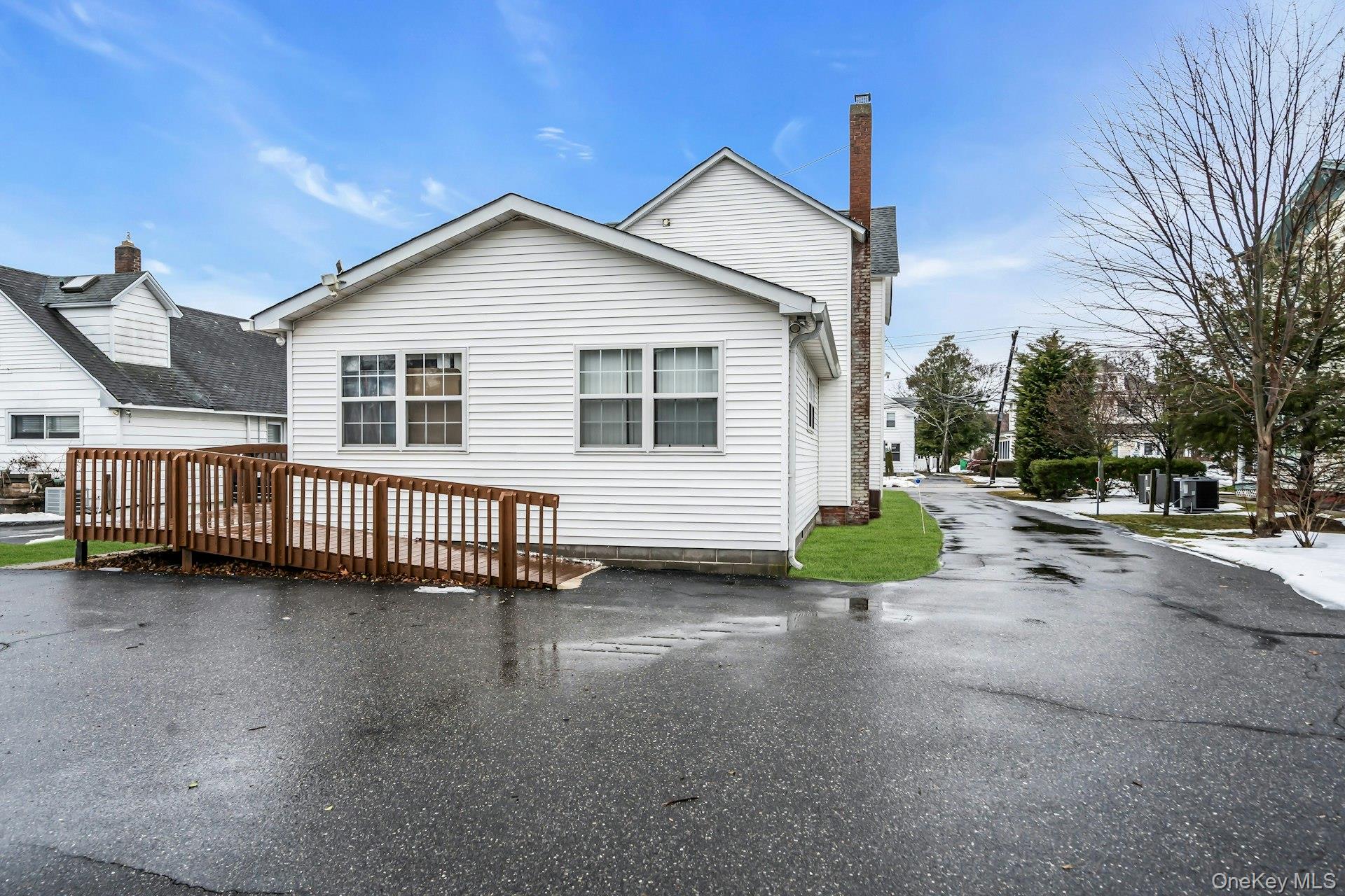 #3 photo, 127 N Ocean Avenue, Patchogue , NY 11772