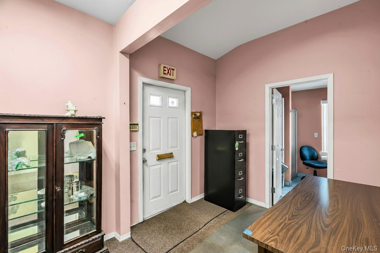 #9 photo, 127 N Ocean Avenue, Patchogue , NY 11772