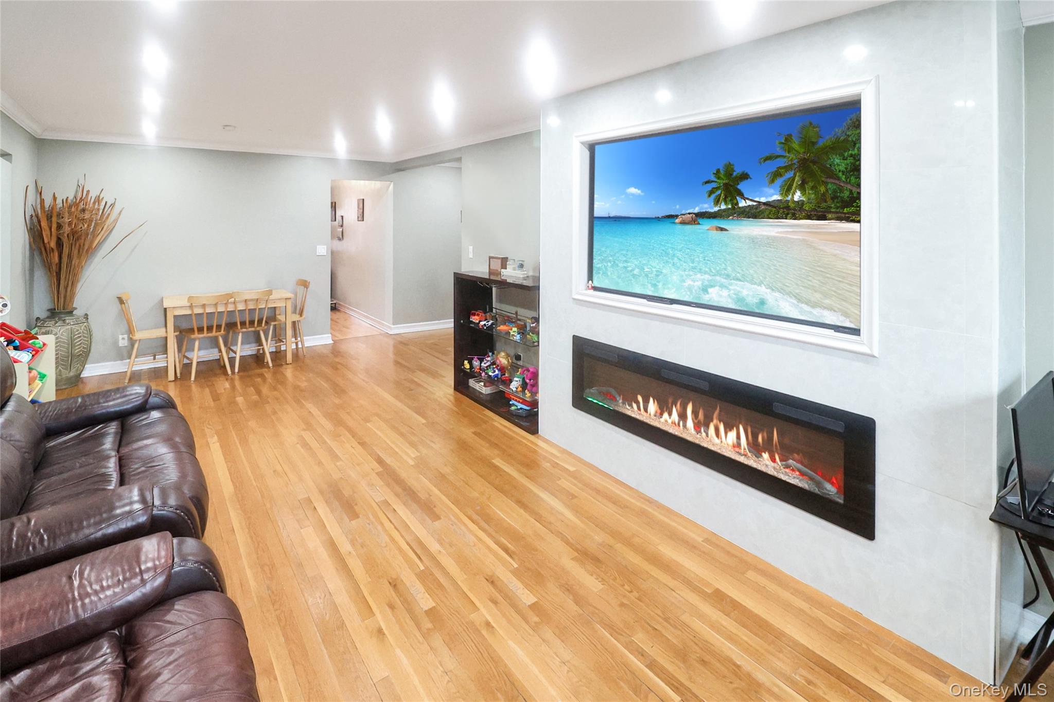 #11 photo, 1300 Midland Avenue, Yonkers , NY 10704