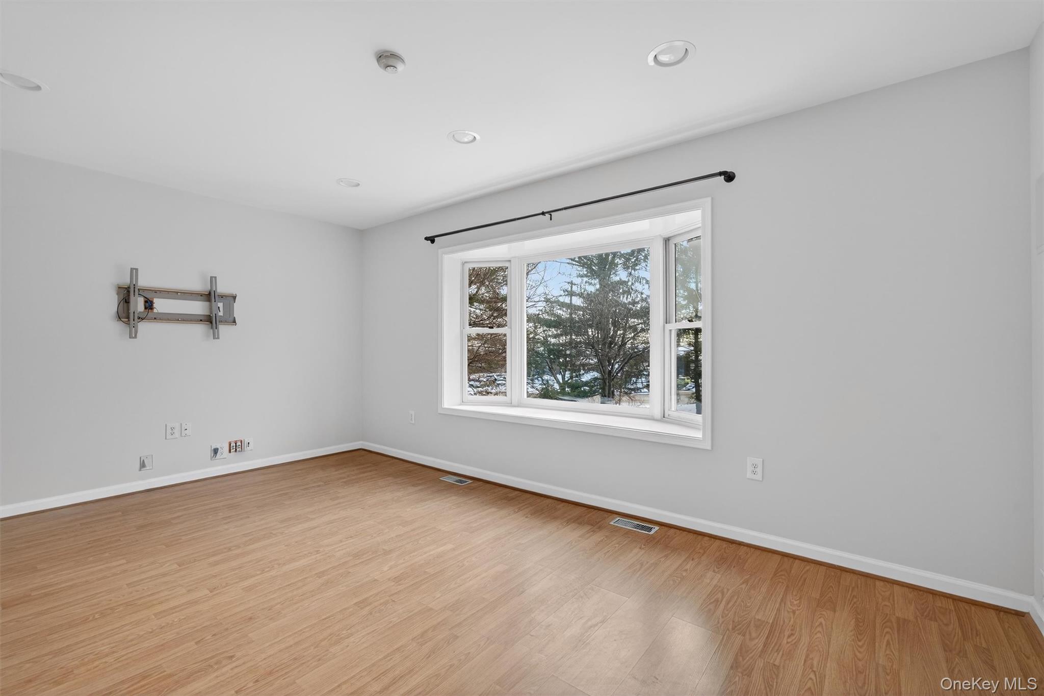 #8 photo, 2 Foltim Way, 뉴욕주 Congers , NY 10920