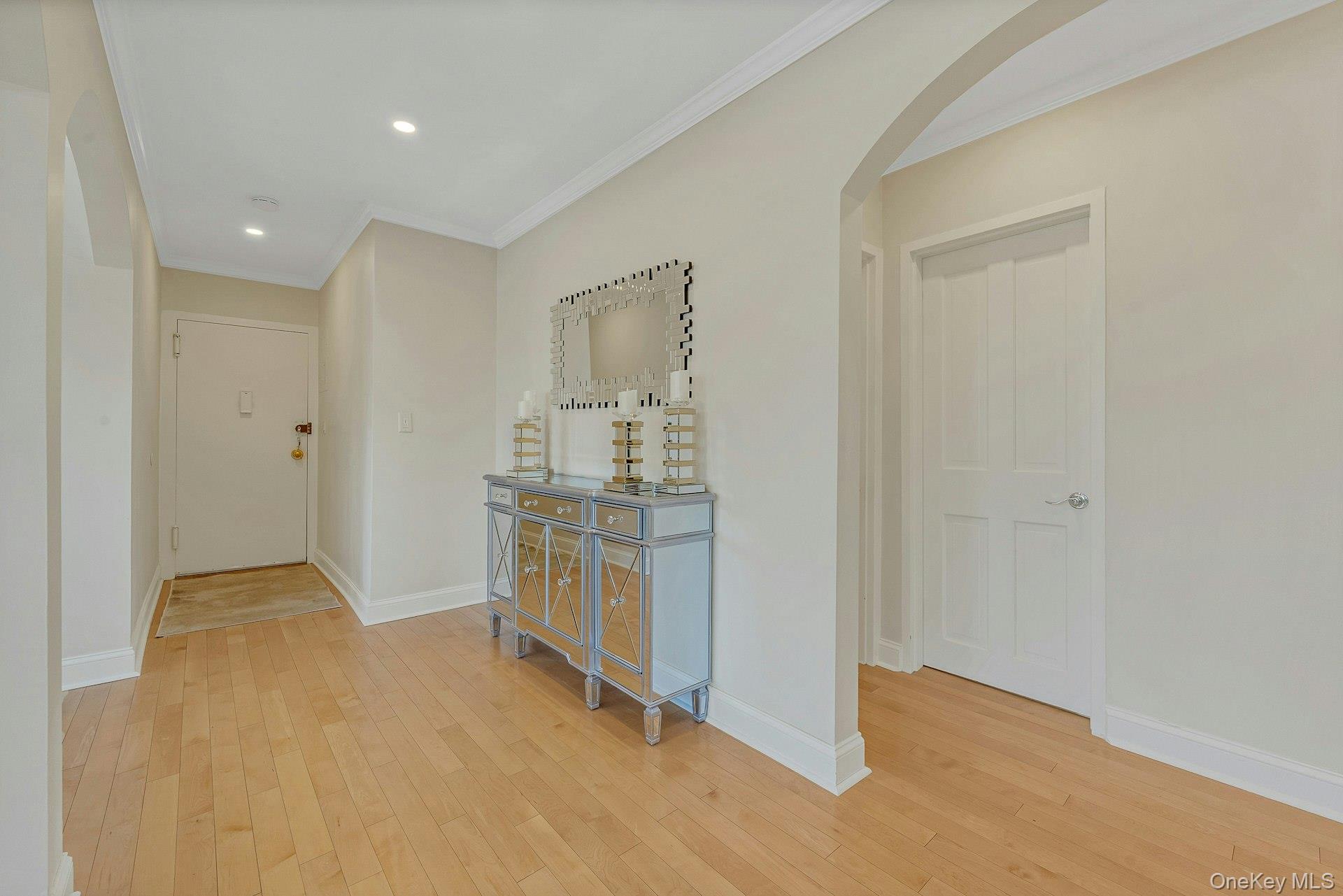 #6 photo, 2 Channing Place, Eastchester , NY 10709