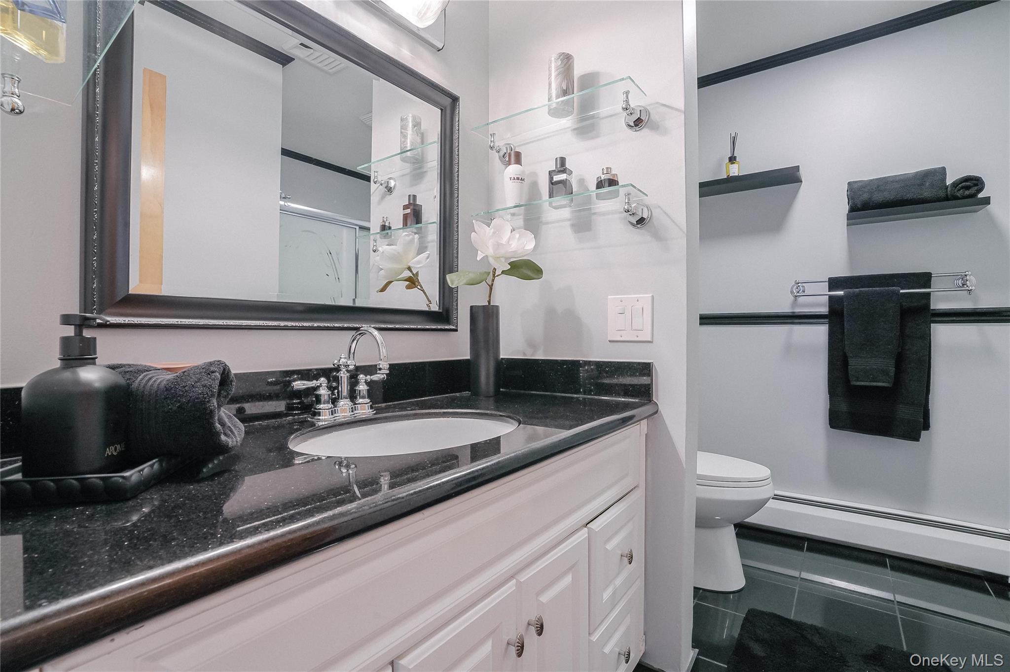 #14 photo, 410 Vineyard Avenue, Highland , NY 12528