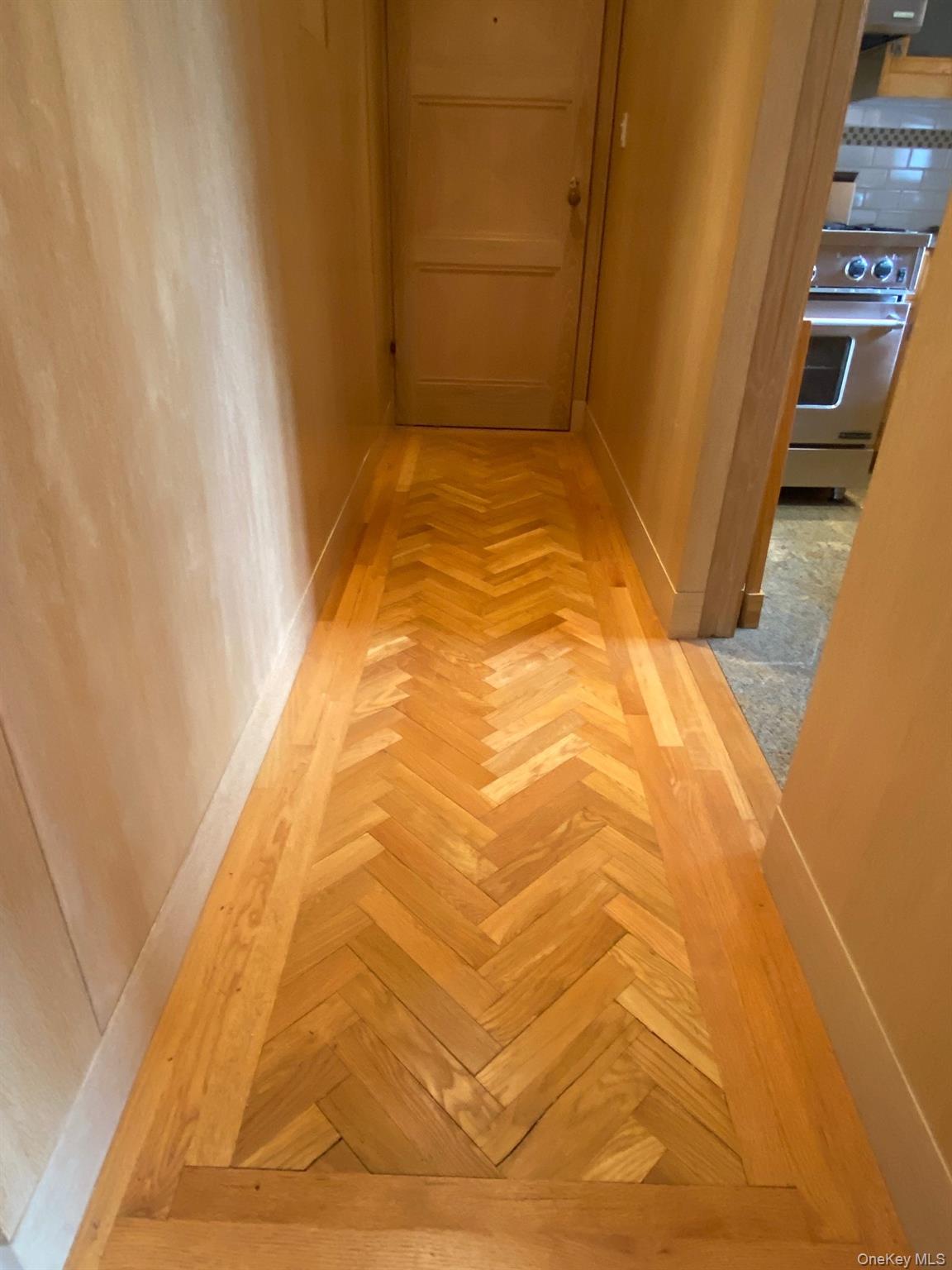 #5 photo, 330 S Broadway, Tarrytown , NY 10591