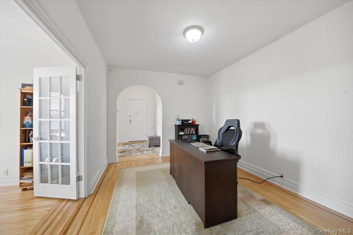 #9 photo, 43 Calton Road, New Rochelle , NY 10804