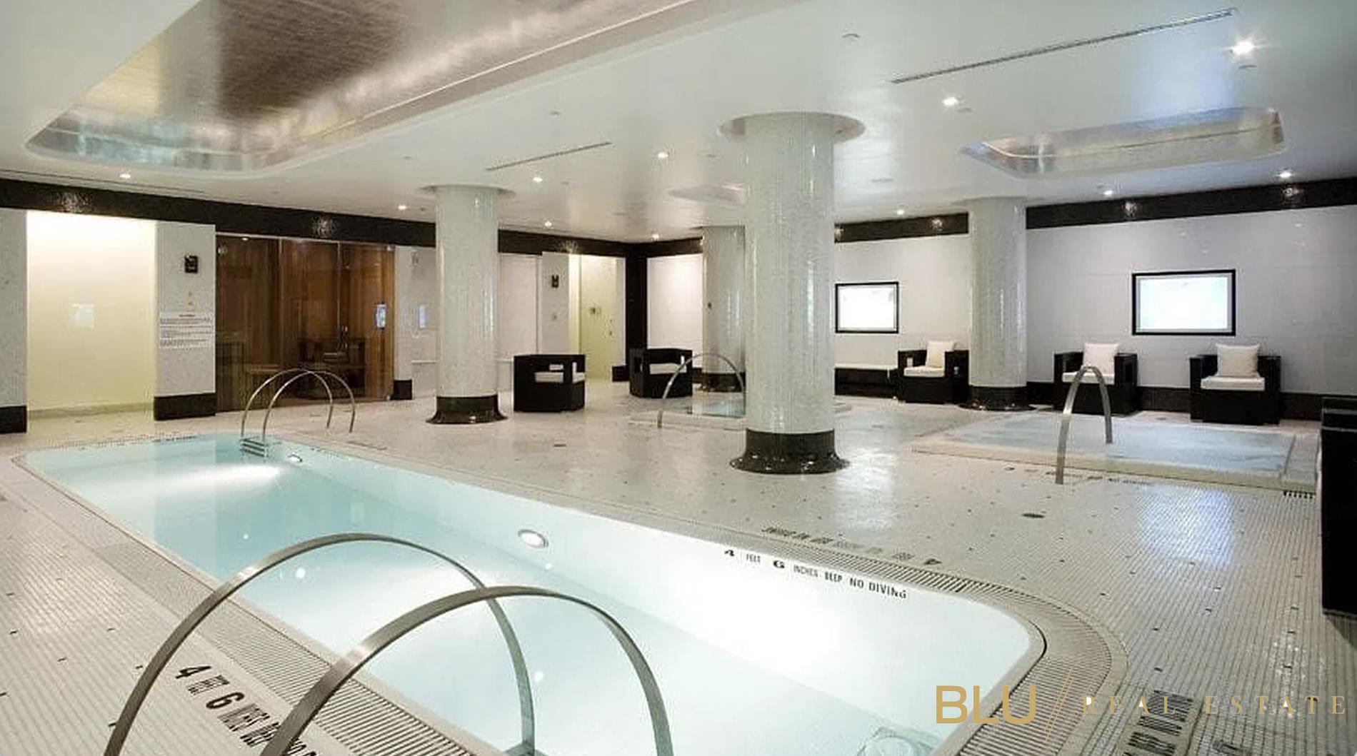 #11 photo, 111 Fulton Street, South Street Seaport , NY 10038