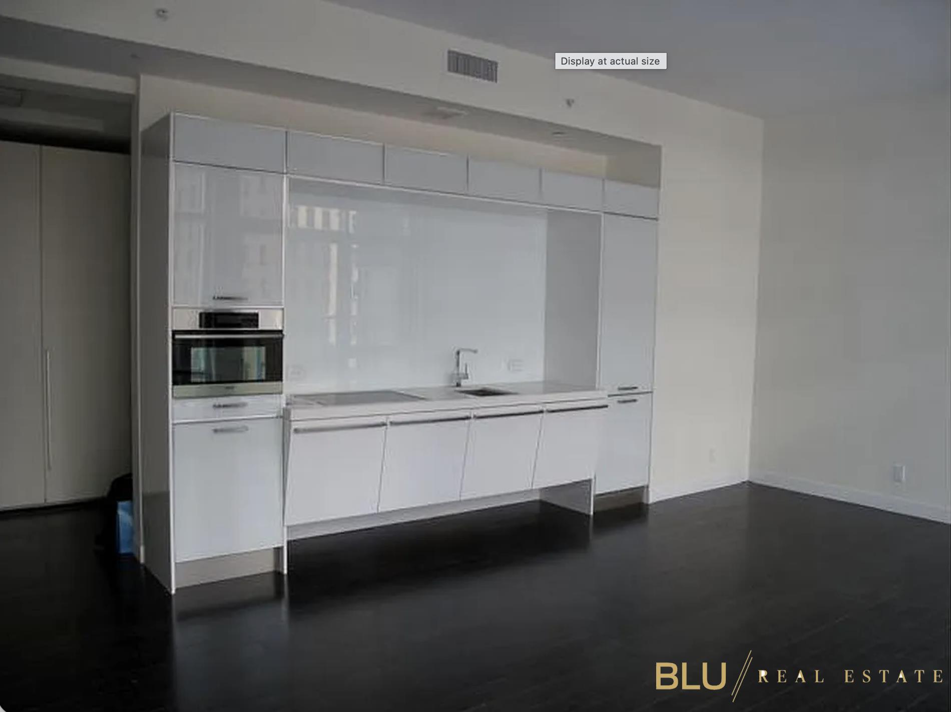 #4 photo, 111 Fulton Street, South Street Seaport , NY 10038