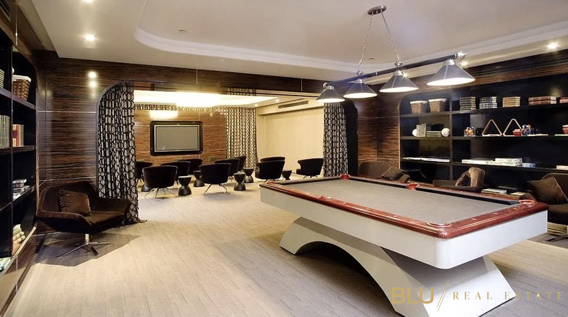 #7 photo, 111 Fulton Street, South Street Seaport , NY 10038