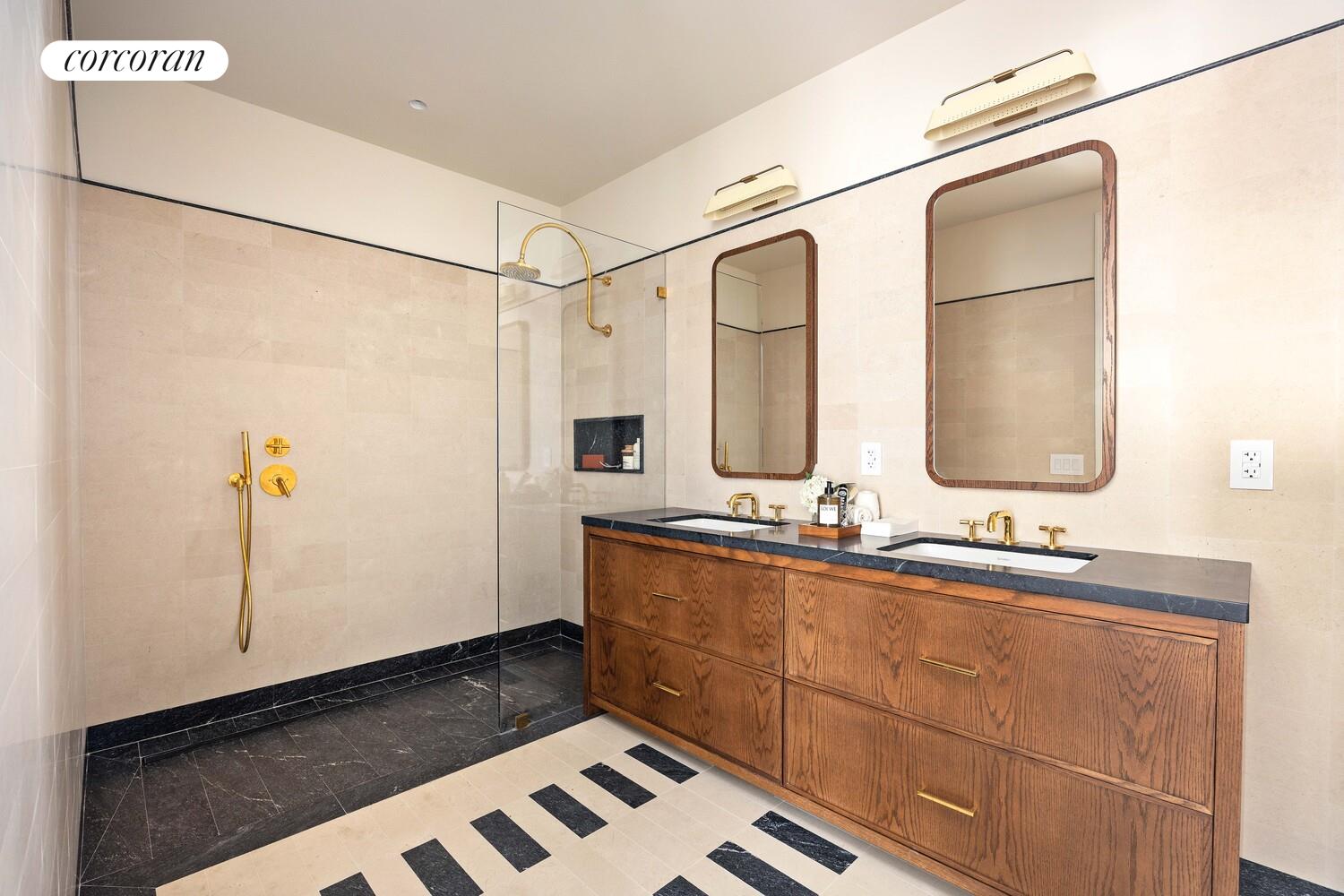 #7 photo, 127 KENT Avenue, Williamsburg , NY 11249