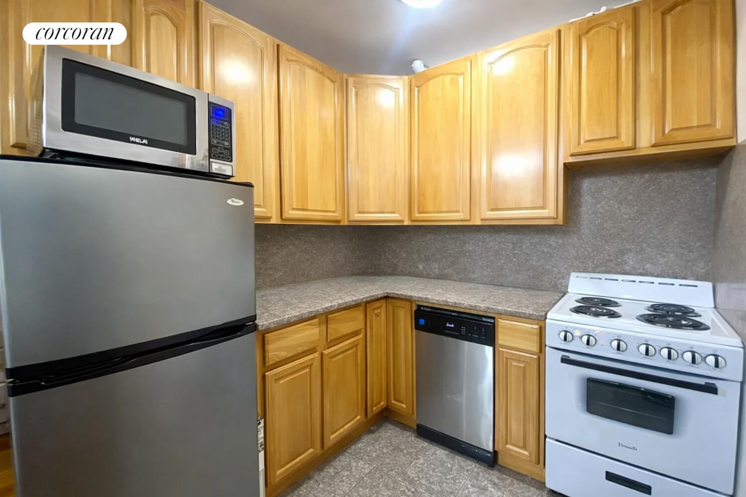 #3 photo, New York City, Lincoln Square , NY 10023