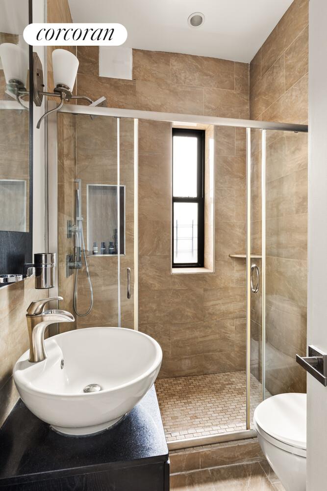 #10 photo, 309 E HOUSTON Street, Lower East Side , NY 10002