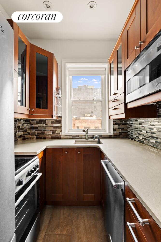 #6 photo, 309 E HOUSTON Street, Lower East Side , NY 10002