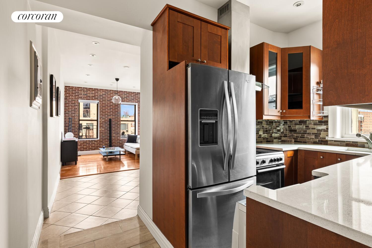 #7 photo, 309 E HOUSTON Street, Lower East Side , NY 10002