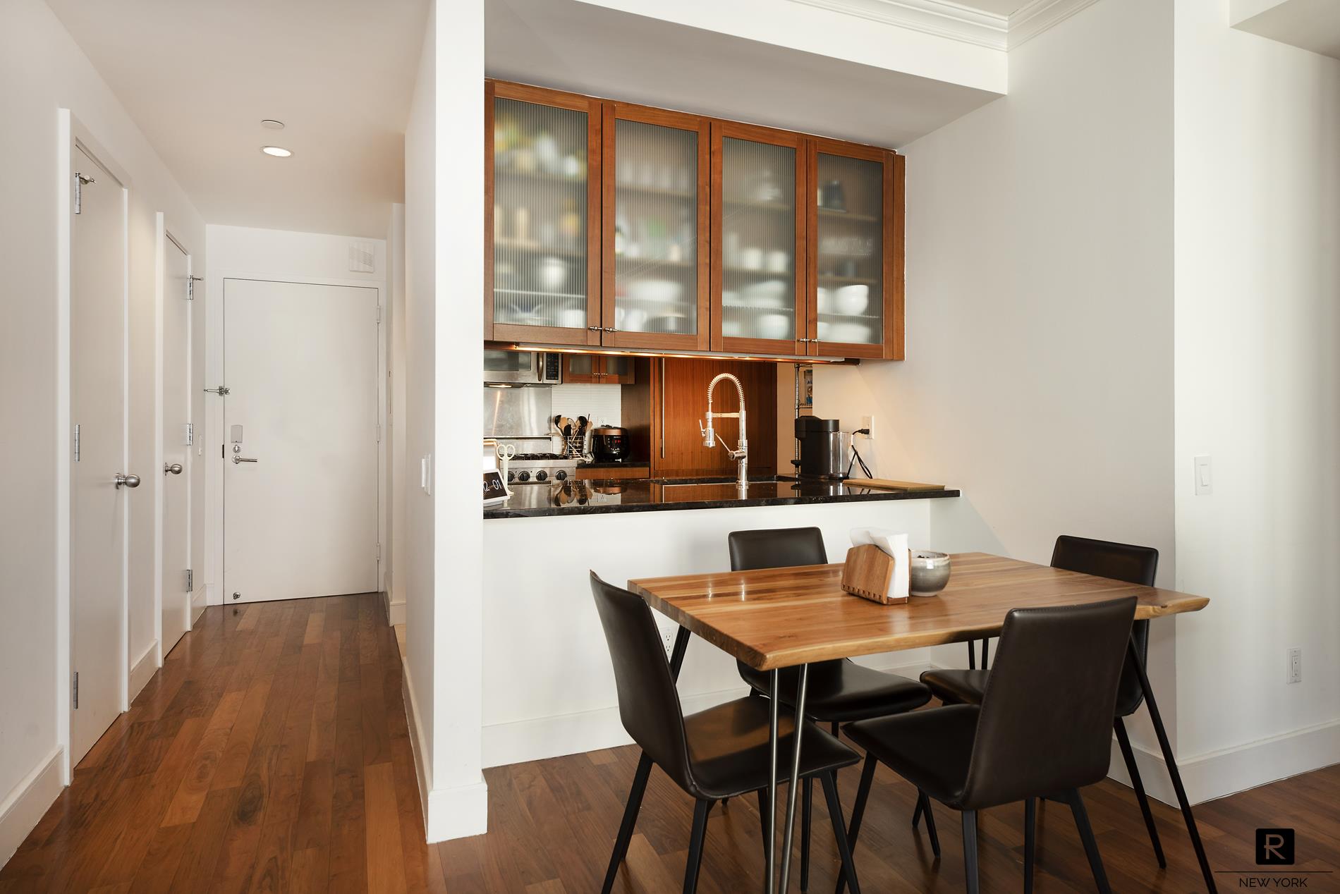 #5 photo, 250 E 53rd Street, Turtle Bay , NY 10022