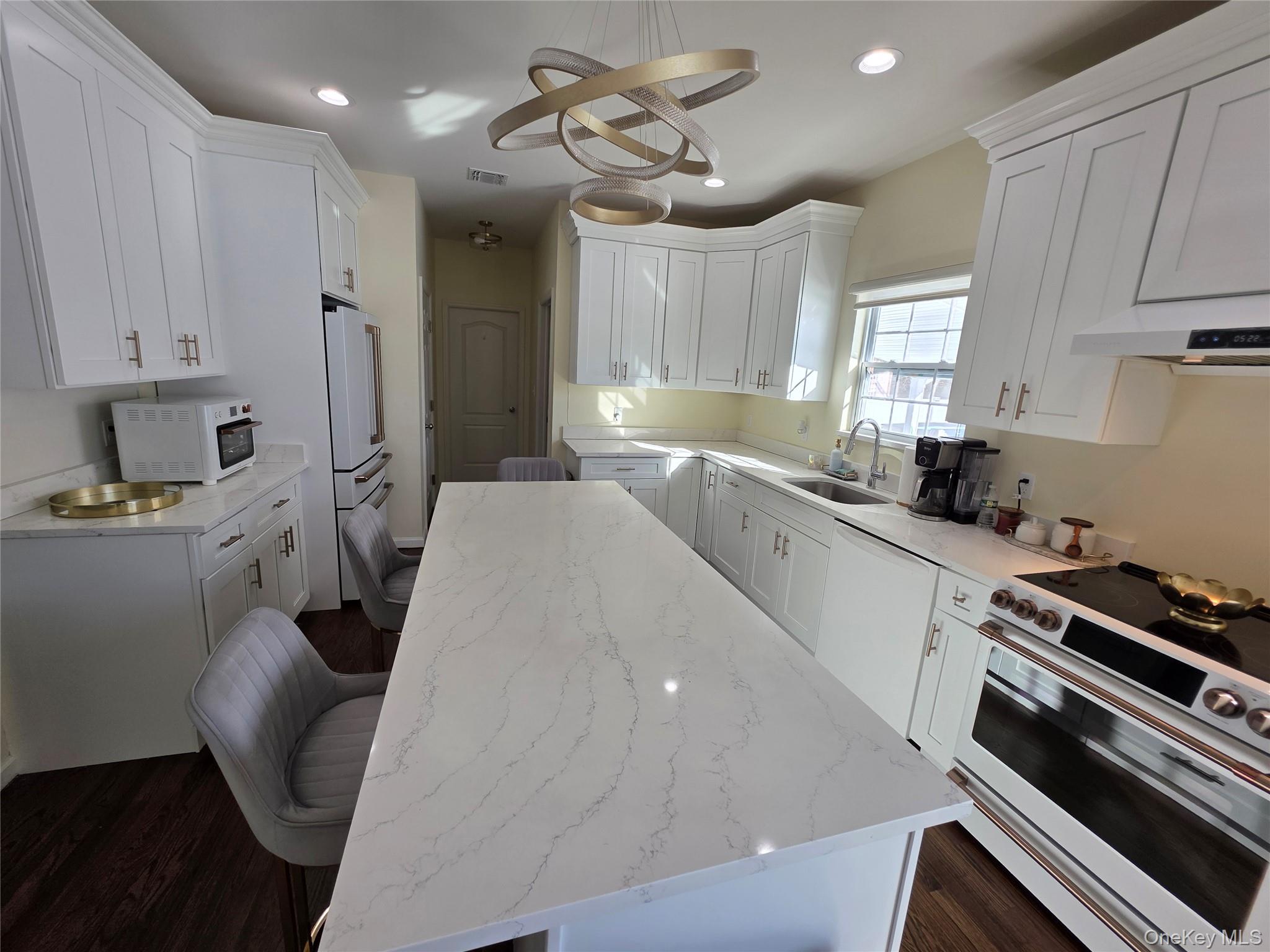 #9 photo, 139 N 26th Street, Wyandanch , NY 11798