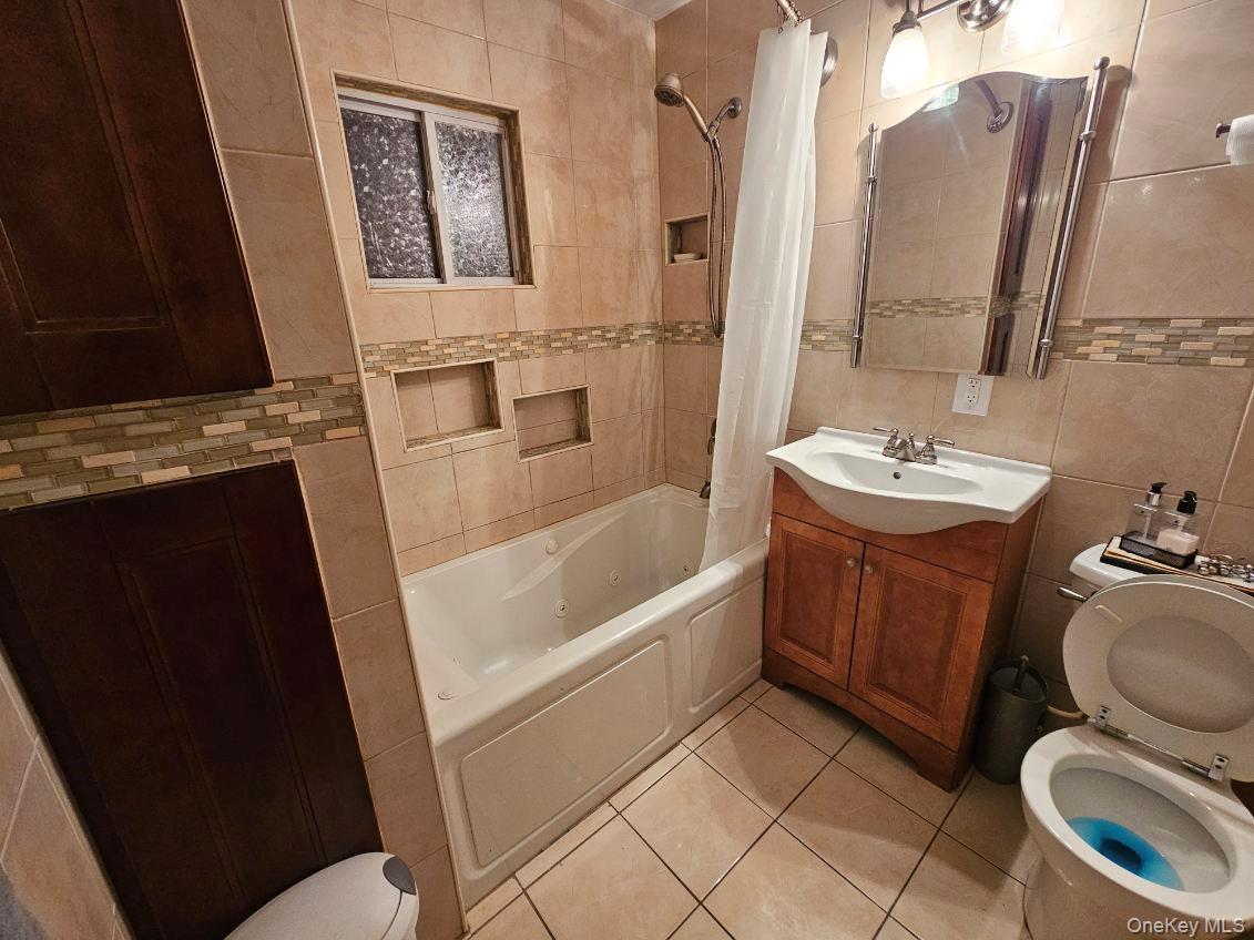 #10 photo, 3 Chevy, Amityville , NY 11701