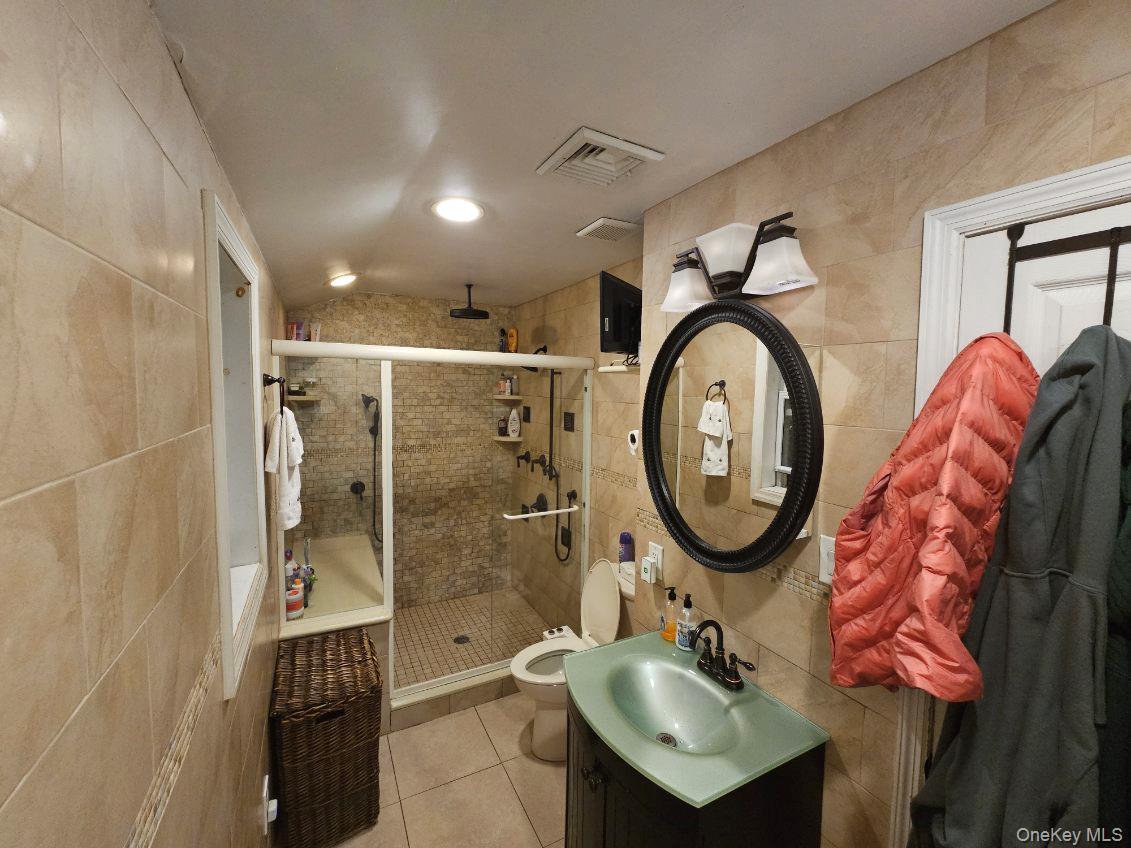 #13 photo, 3 Chevy, Amityville , NY 11701