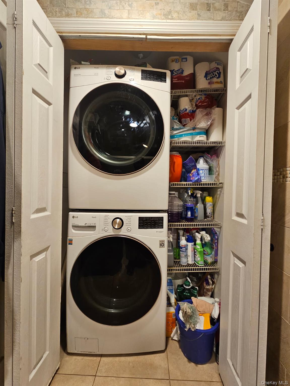 #14 photo, 3 Chevy, Amityville , NY 11701