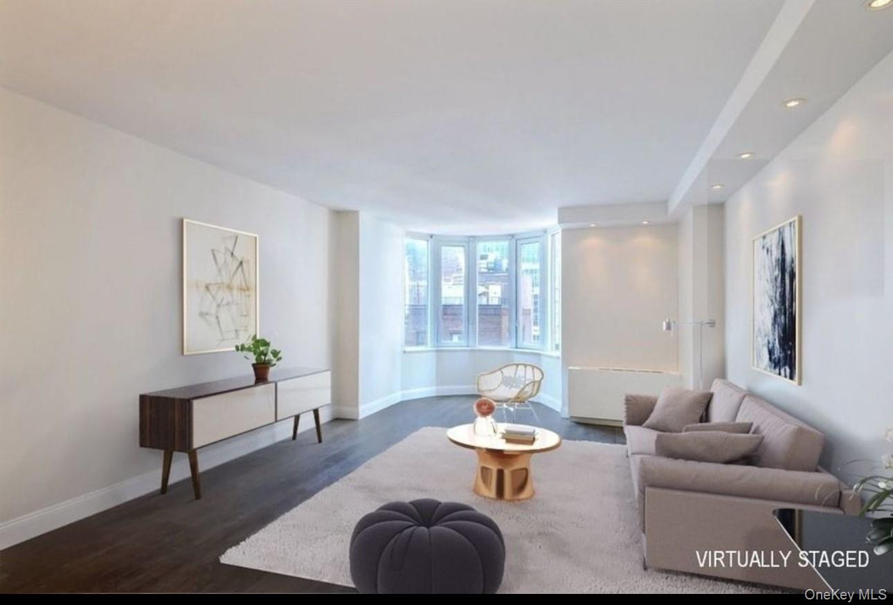 #6 photo, 145 E 48th Street, New York (Manhattan) , NY 10017