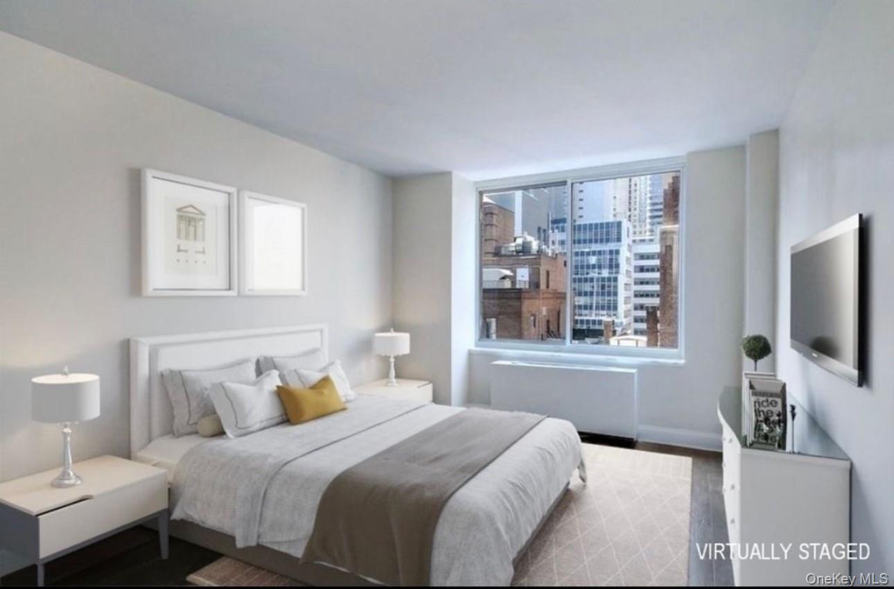 #7 photo, 145 E 48th Street, New York (Manhattan) , NY 10017