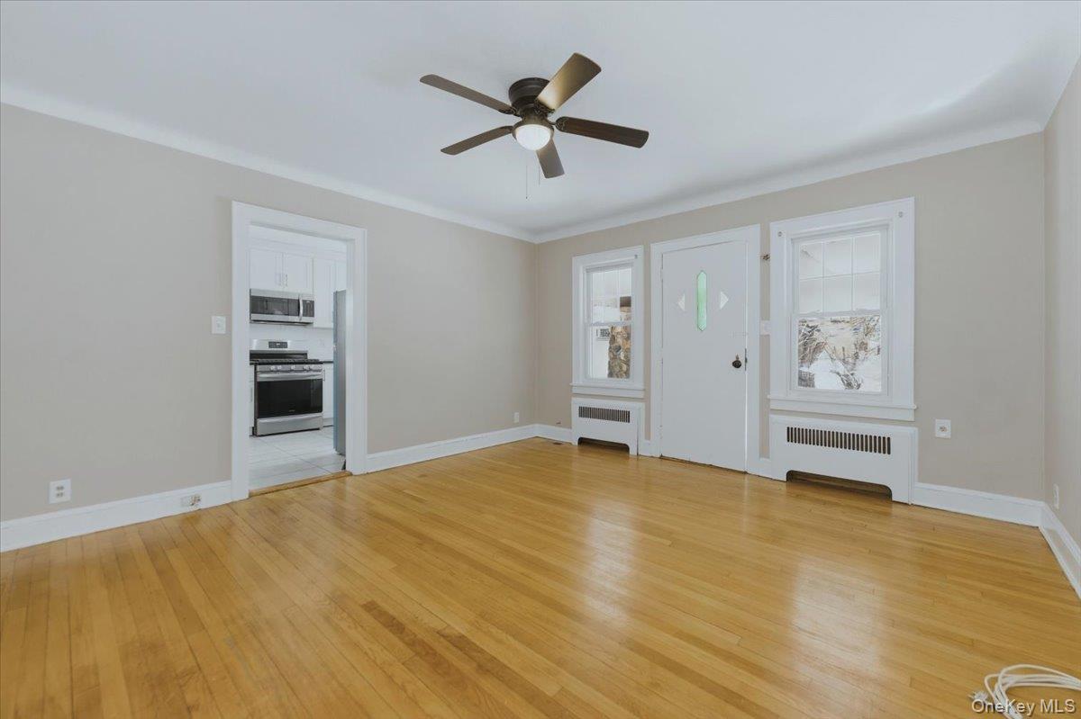 #5 photo, 801 Main Street, 롱 아일랜드 Farmingdale , NY 11735